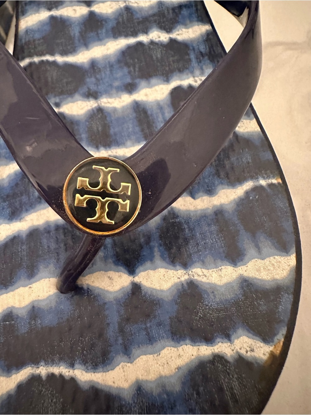 NWOT Tory Burch Blue Tie Dye Wedge Flip Flops- Size 11 - Picture 3 of 9